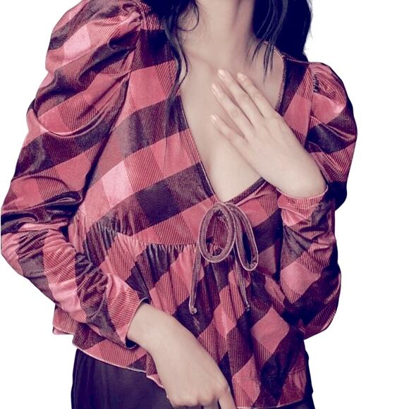 $78 NWT ANTHROPOLOGIE MAEVE velvet babydoll top pink plaid L - Picture 2 of 7